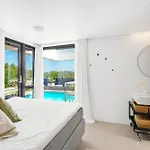 Seaside Oasis 크리스티안산