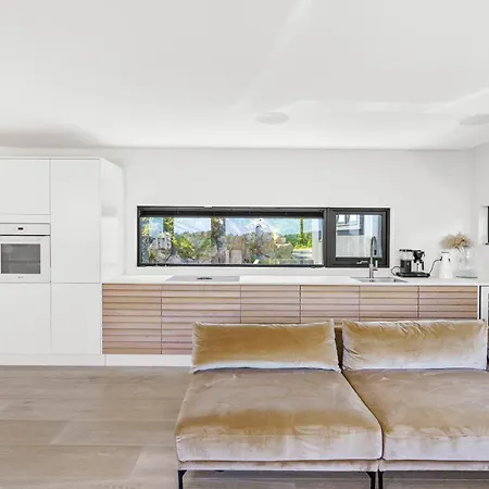 Дом отдыха Seaside Oasis *